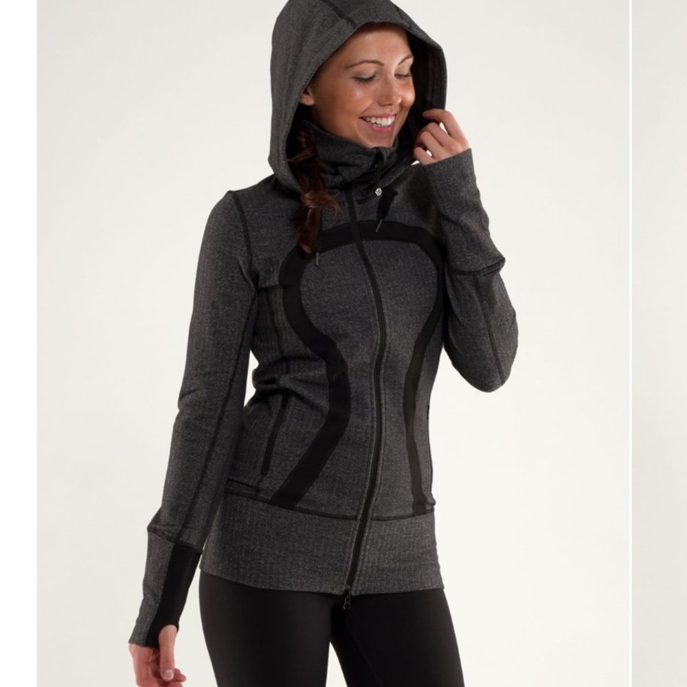 EUC Lululemon Stride zip up Jacket, sz 8